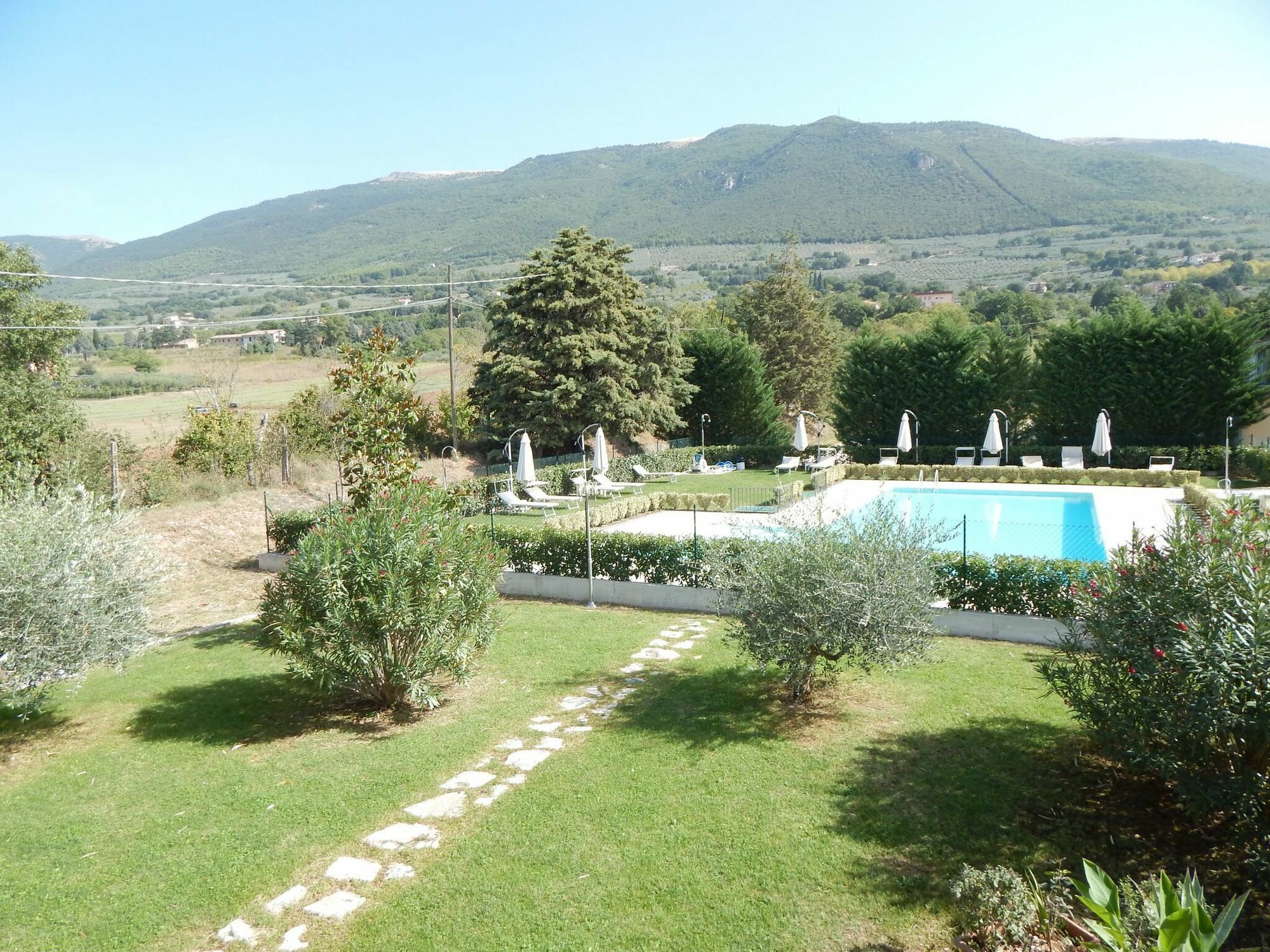 Ostello Victor Center Assisi Exterior foto